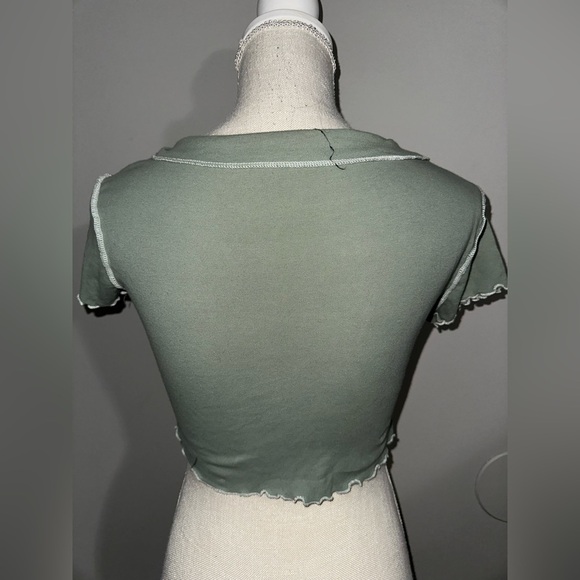 Social Scene Green Rework Style Top. - Picture 2 of 2